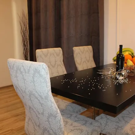 House Apartman