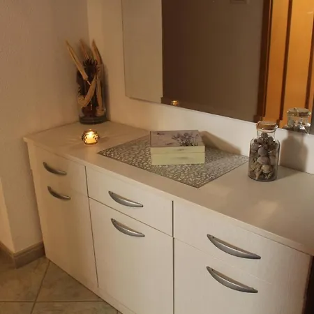 Apartman House *