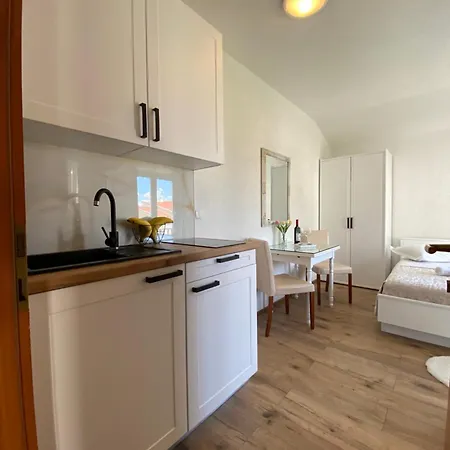 House Apartman