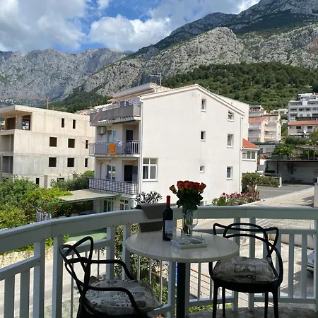 Apartman House